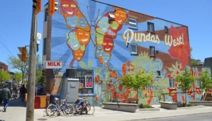 Image of building wall mural in Davenport